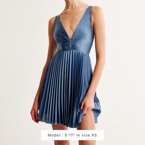 A&F blue plunge mini dress